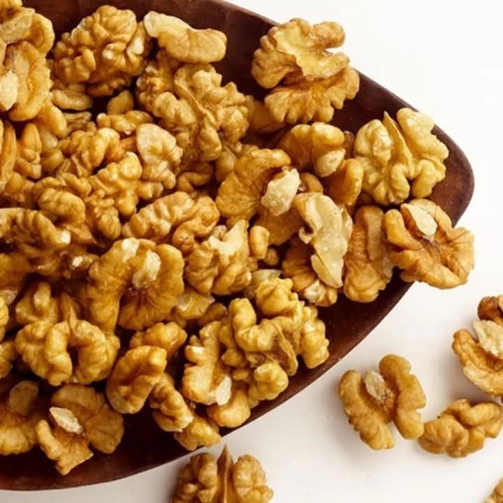 আখরোট বাদাম (২৫০ গ্রাম)